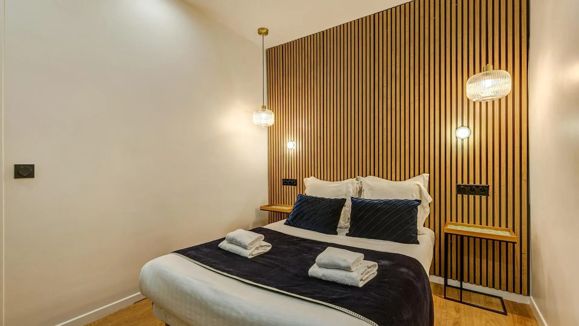 Cozy And Modern Next To Sacre-Coeur Apartment Paris France