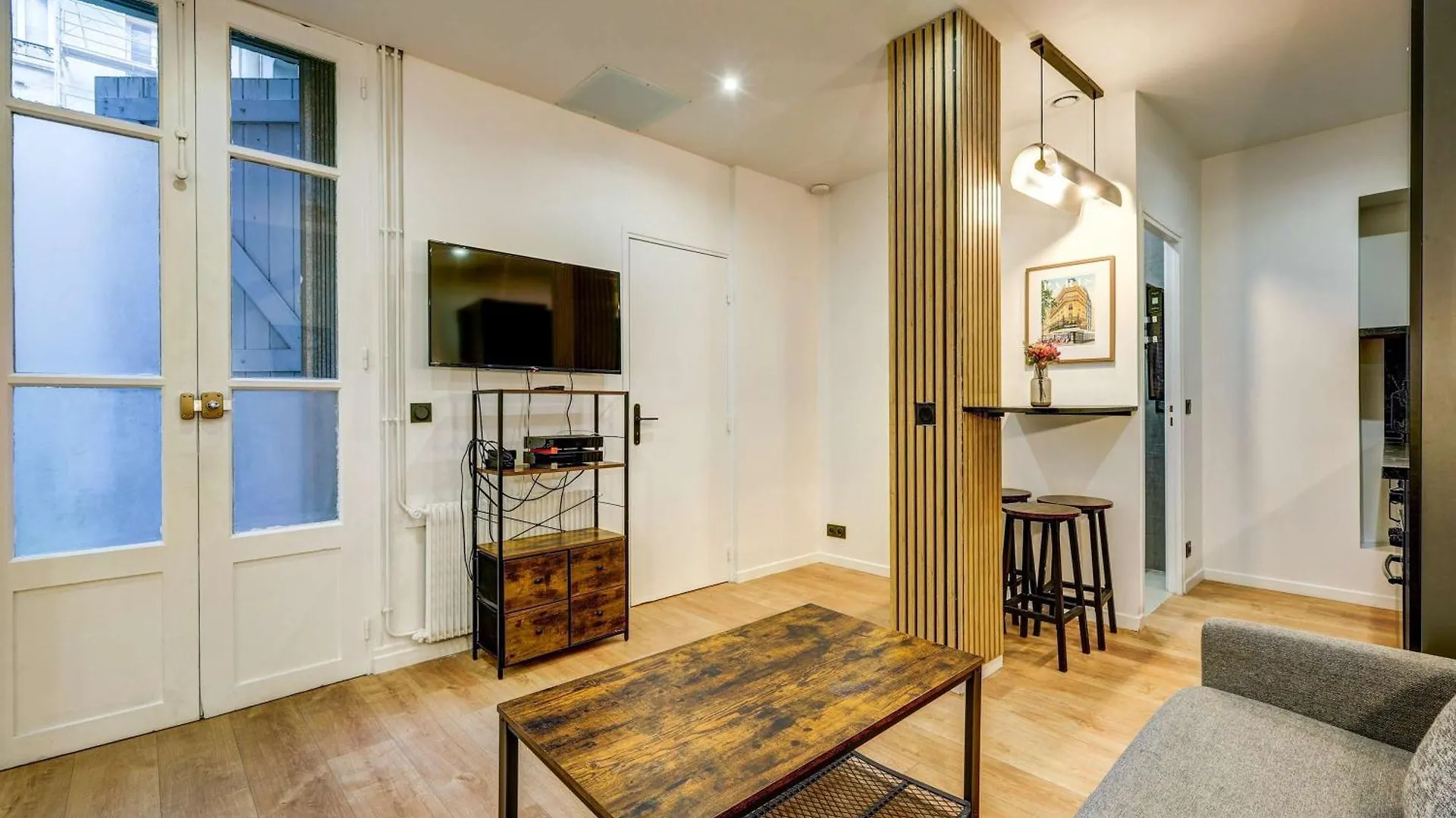 Cozy And Modern Next To Sacre-Coeur Apartment Paris France